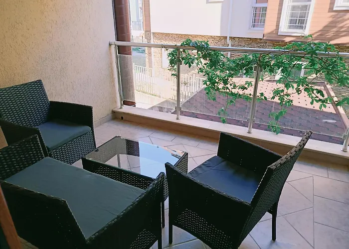 アパート Harmani 4 *