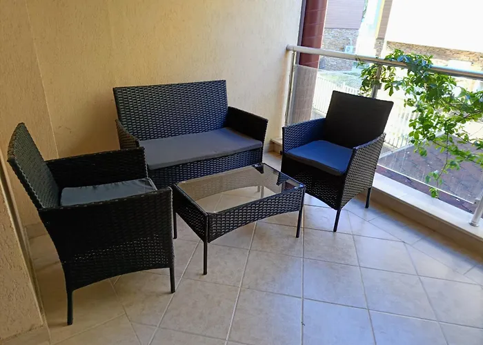 アパート Harmani 4 *